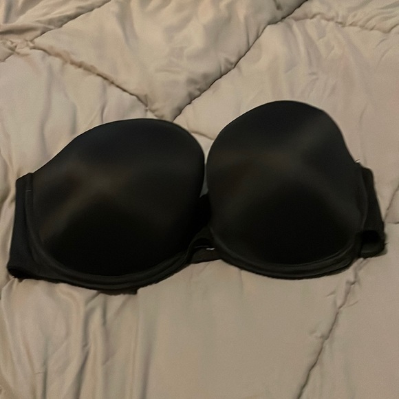 Torrid black 42DD strapless bra - Picture 1 of 3